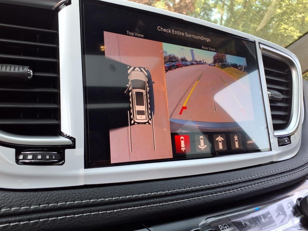 new 2025 Chrysler Pacifica car, priced at $52,059