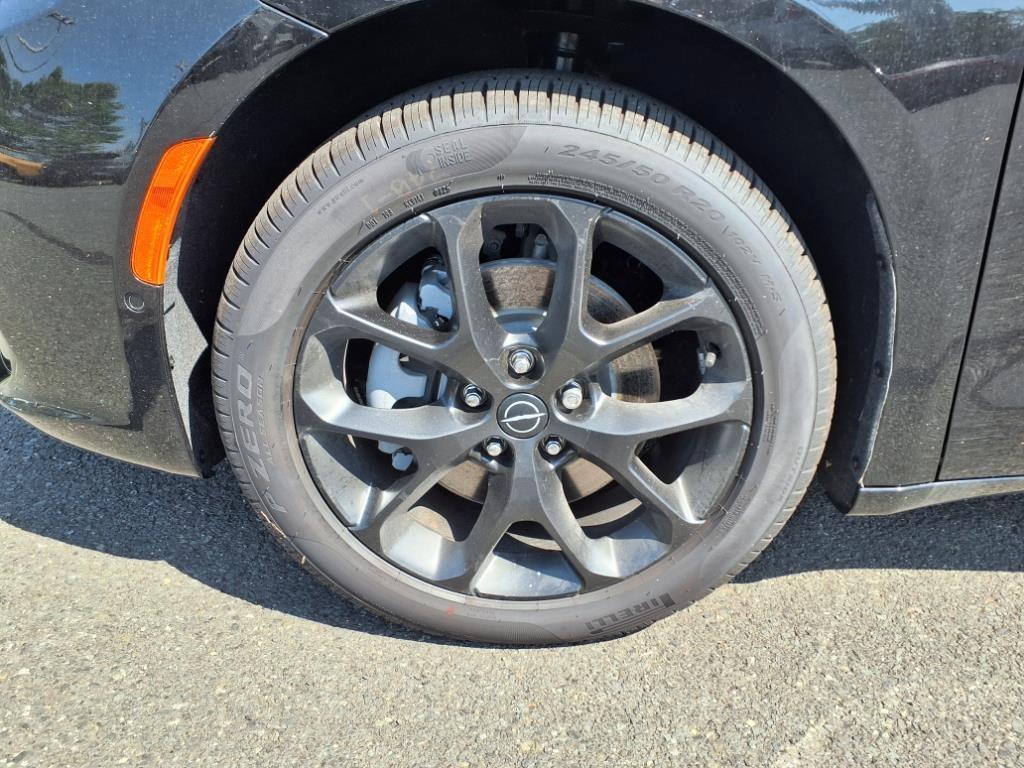 new 2025 Chrysler Pacifica car, priced at $52,059