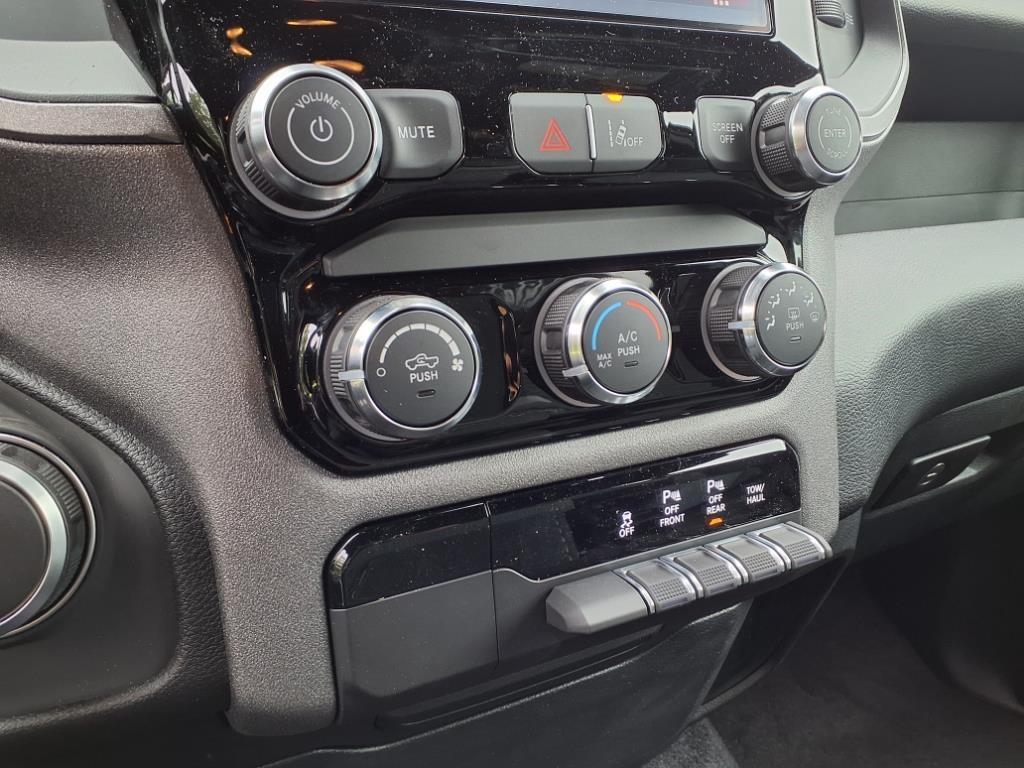 new 2025 Ram 1500 car, priced at $42,769