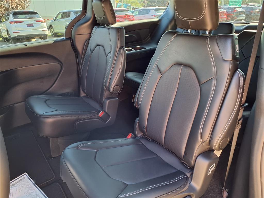 new 2026 Chrysler Voyager car