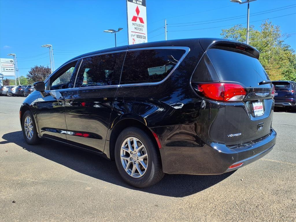 new 2026 Chrysler Voyager car
