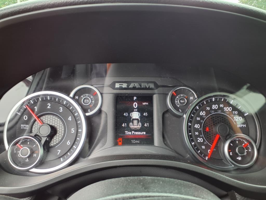 new 2025 Ram 1500 car, priced at $42,990