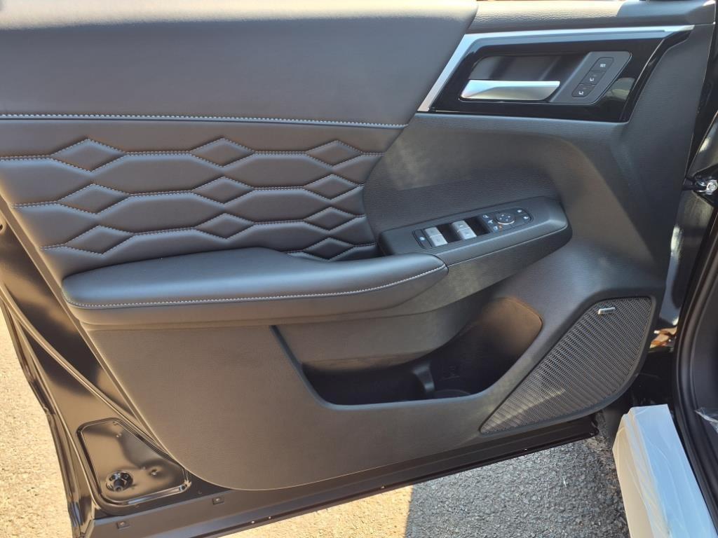 new 2025 Mitsubishi Outlander car, priced at $34,990