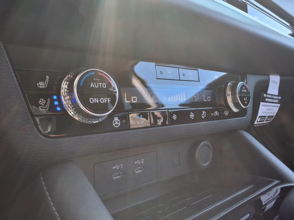 new 2025 Mitsubishi Outlander car, priced at $34,990
