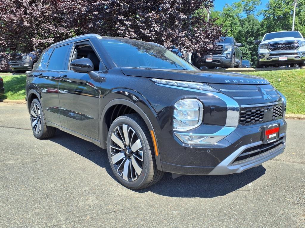 new 2025 Mitsubishi Outlander car, priced at $34,990