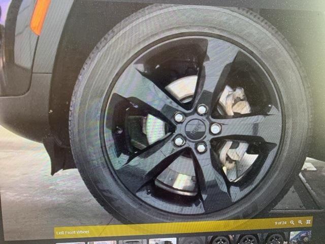 used 2022 Jeep Grand Cherokee car, priced at $29,990