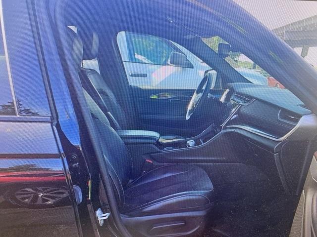 used 2022 Jeep Grand Cherokee car, priced at $29,990