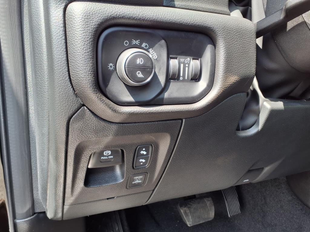 new 2025 Ram 1500 car, priced at $57,289