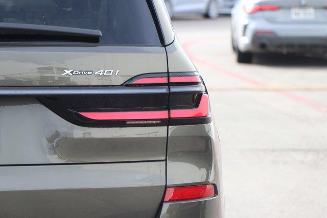new 2026 BMW X7 car, priced at $102,405