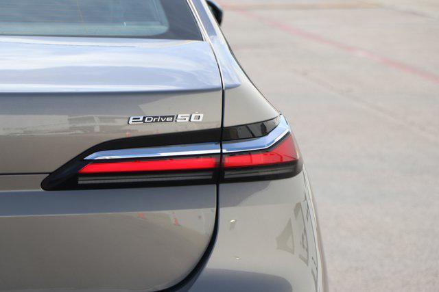 new 2025 BMW i7 car, priced at $115,525
