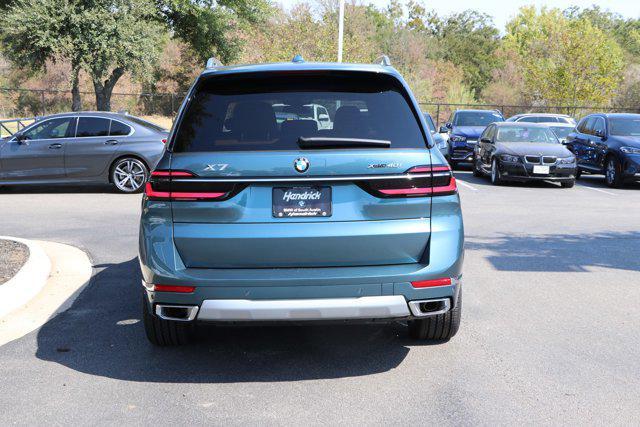 new 2025 BMW X7 car, priced at $90,425