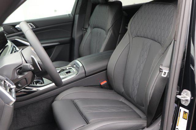new 2026 BMW X7 car, priced at $102,125