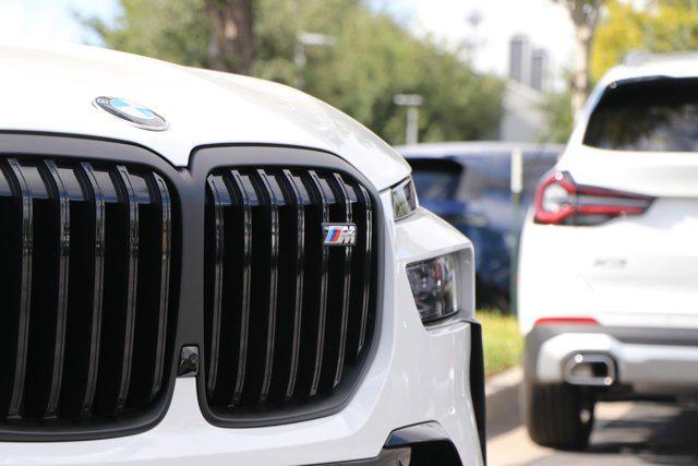 new 2025 BMW X7 car, priced at $116,475