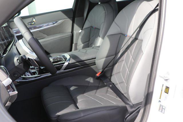 new 2025 BMW i7 car, priced at $134,975
