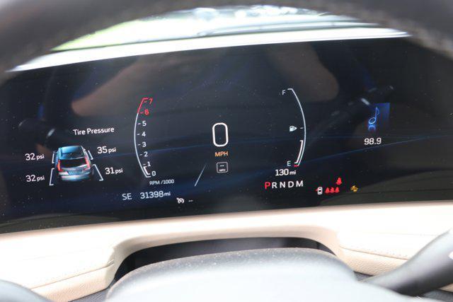 used 2024 Cadillac XT4 car, priced at $31,911
