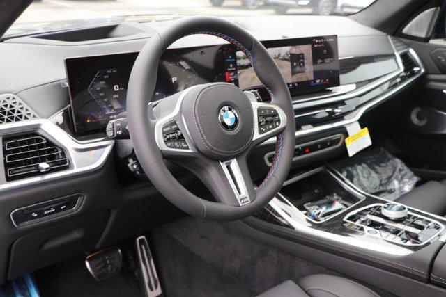 new 2025 BMW X7 car, priced at $125,665