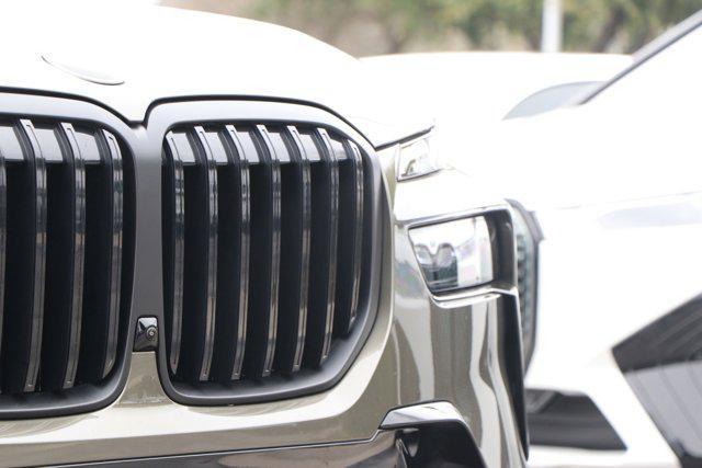 new 2025 BMW X7 car, priced at $98,850