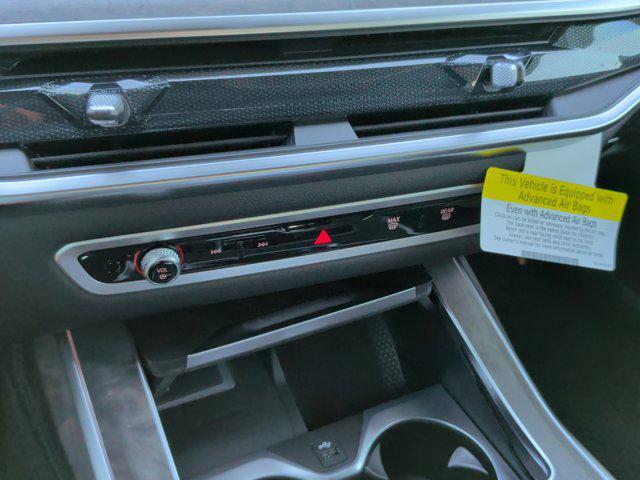 new 2026 BMW X7 car, priced at $102,225