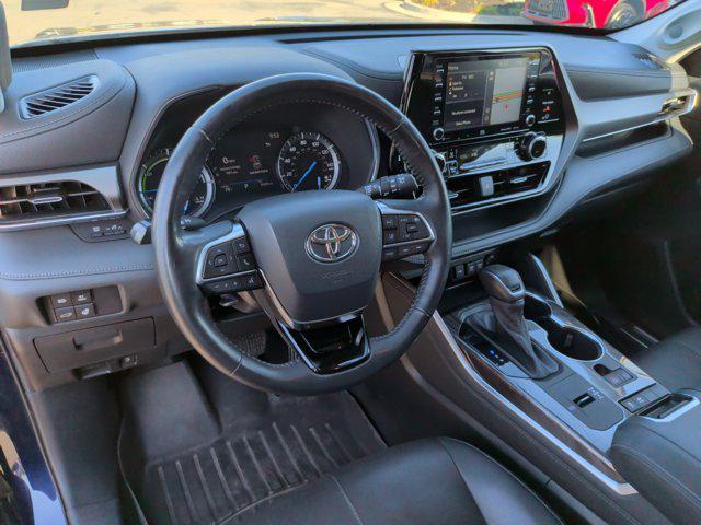 used 2020 Toyota Highlander Hybrid car, priced at $29,491