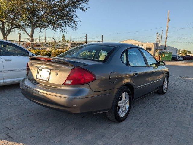 used 2002 Ford Taurus car, priced at $3,000