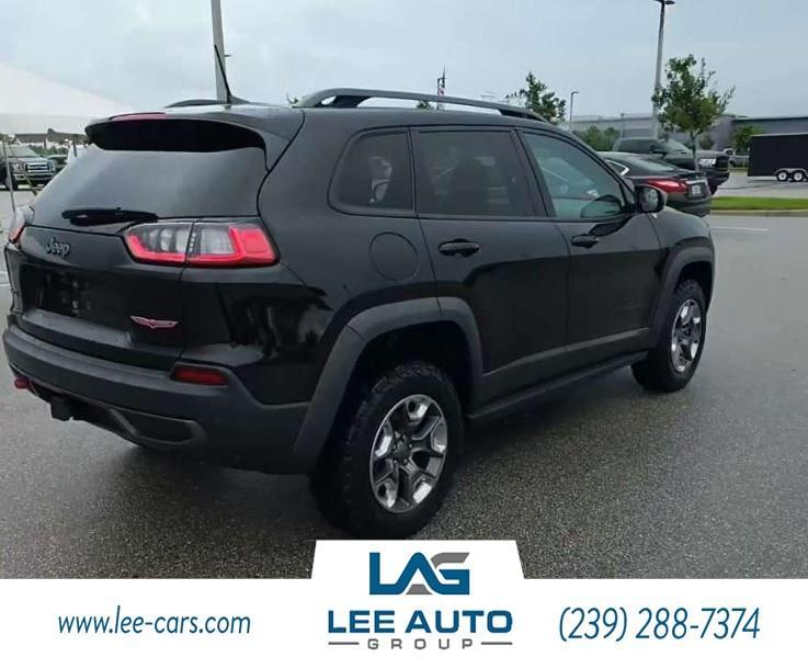 used 2019 Jeep Cherokee car