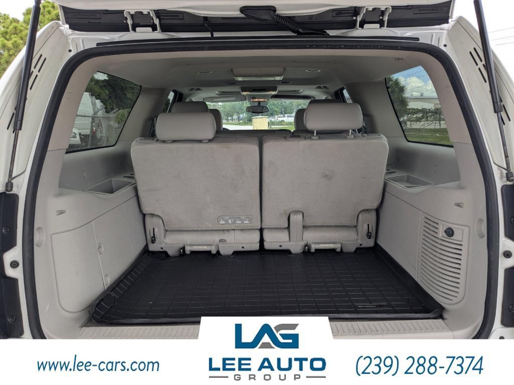 used 2012 Chevrolet Suburban car, priced at $12,000