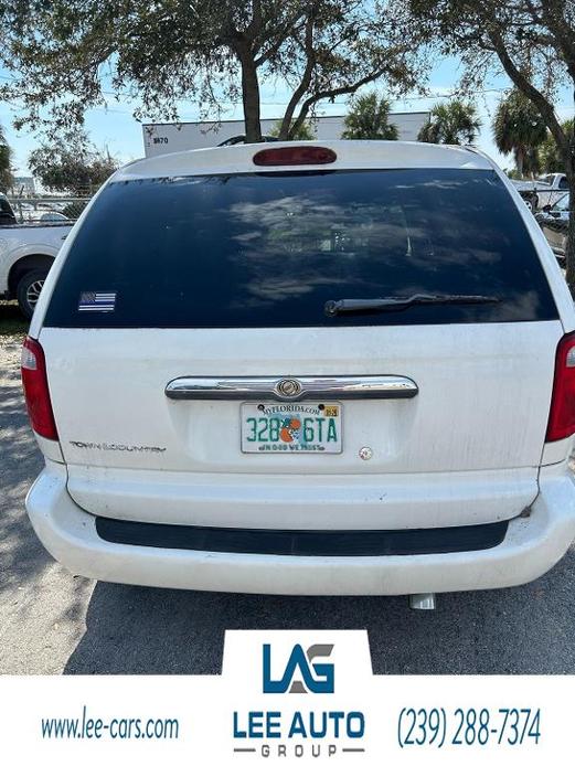 used 2006 Chrysler Town & Country car, priced at $1,500