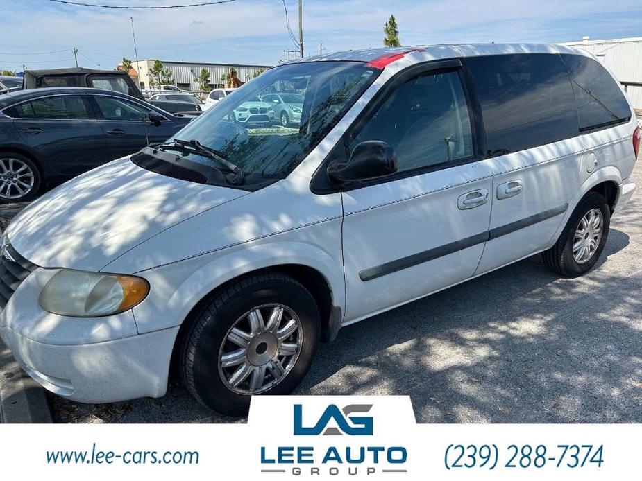 used 2006 Chrysler Town & Country car, priced at $1,470