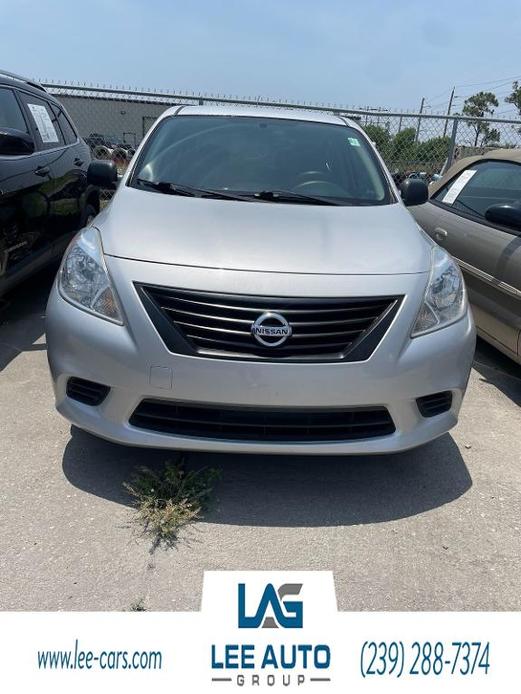 used 2012 Nissan Versa car