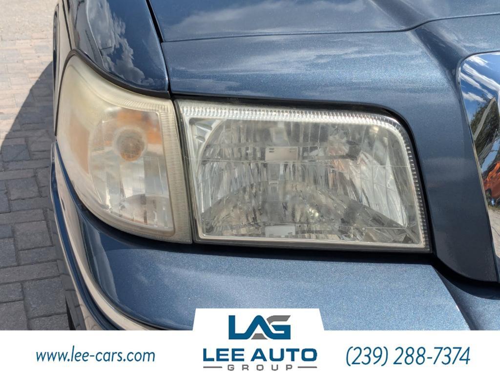 used 2010 Mercury Grand Marquis car, priced at $8,000