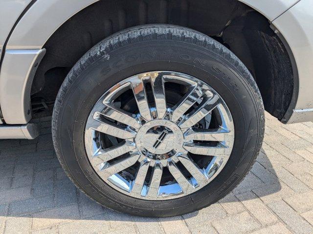 used 2010 Lincoln Navigator car, priced at $10,000