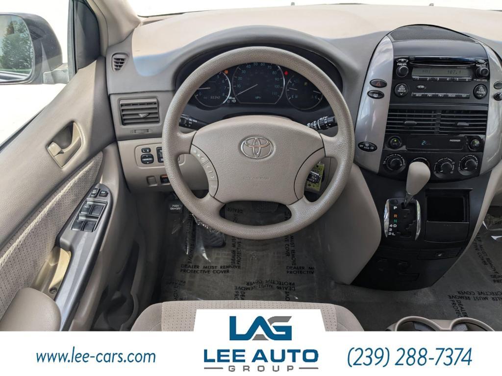 used 2007 Toyota Sienna car, priced at $12,500