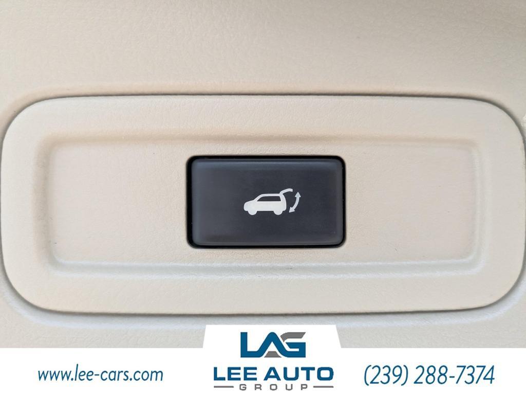 used 2012 Nissan Murano car, priced at $5,000