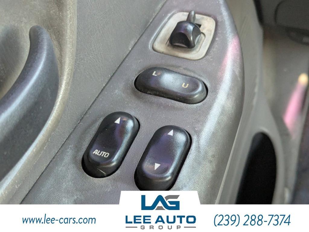 used 2001 Ford F-150 car, priced at $2,000