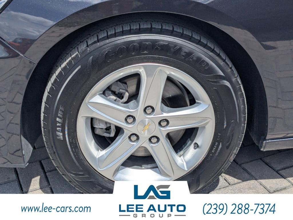 used 2022 Chevrolet Malibu car, priced at $11,000