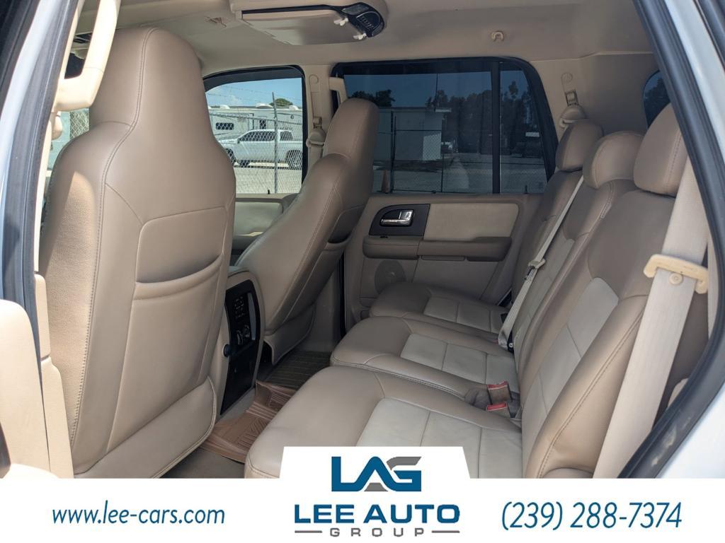 used 2006 Ford Expedition car, priced at $3,000