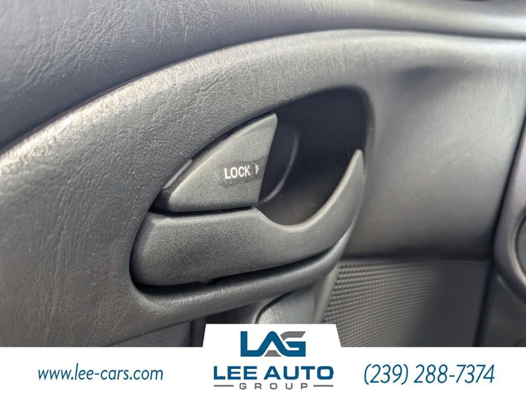 used 2002 Ford Focus car, priced at $4,500
