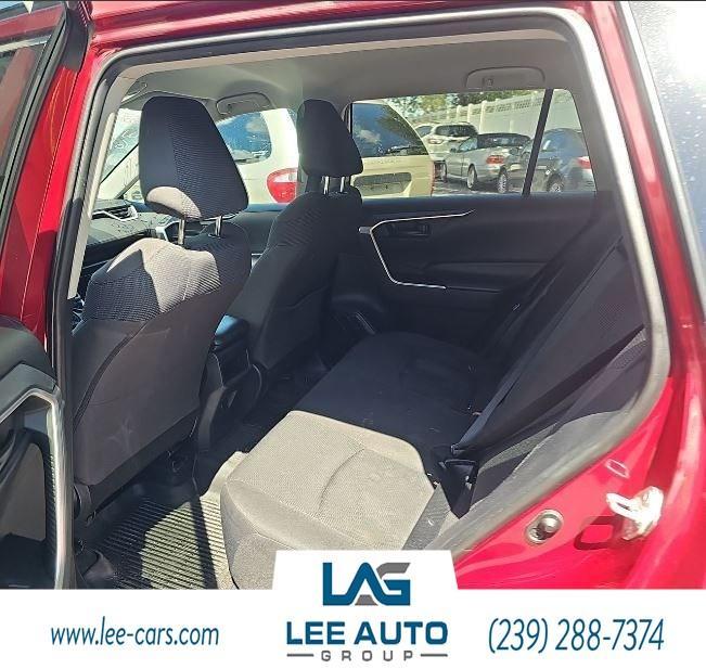 used 2019 Toyota RAV4 car