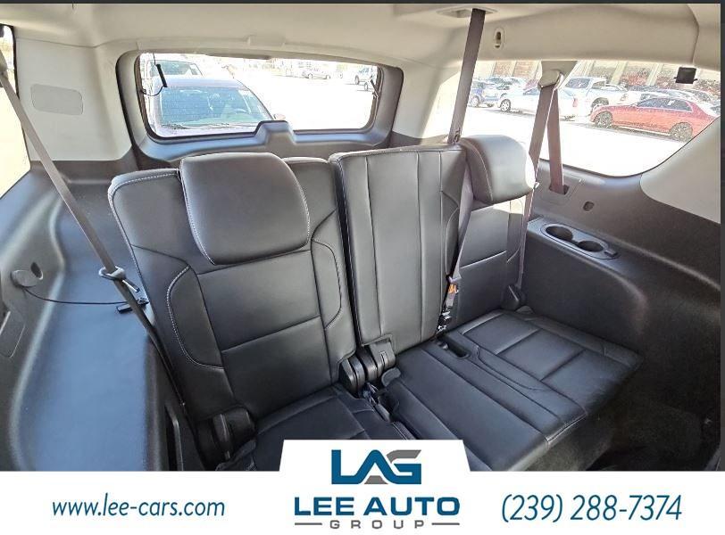 used 2015 Chevrolet Suburban car