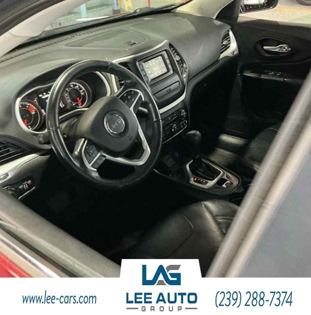 used 2016 Jeep Cherokee car