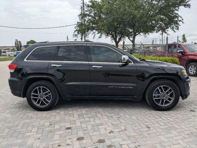 used 2017 Jeep Grand Cherokee car, priced at $14,500