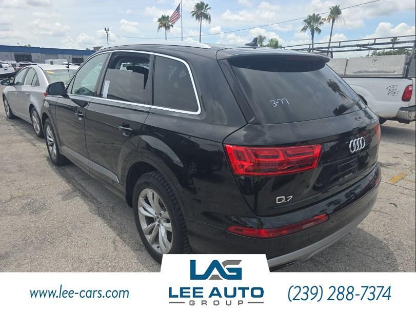 used 2017 Audi Q7 car