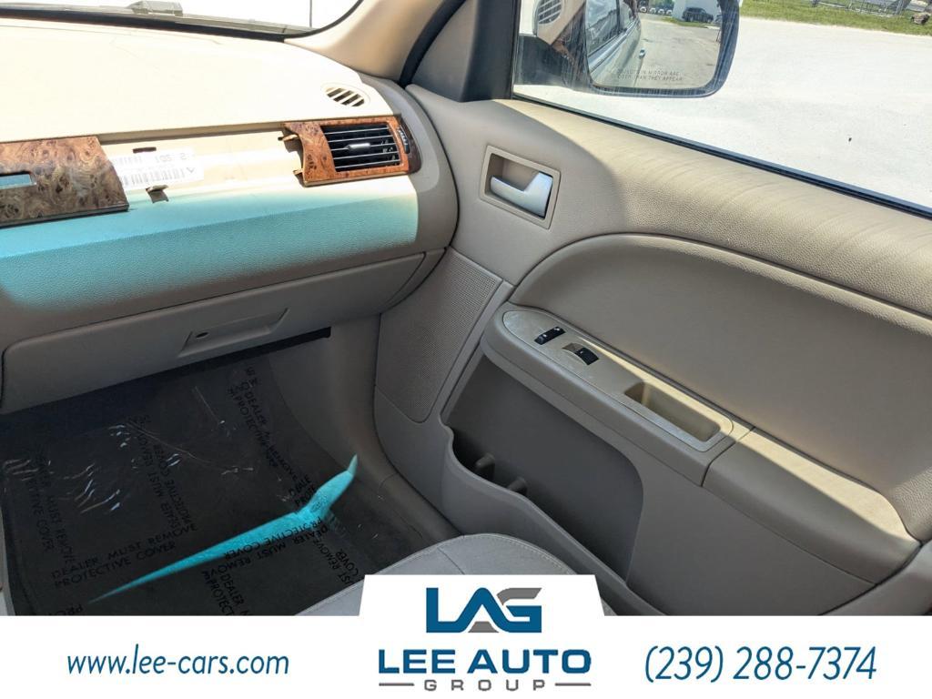 used 2007 Ford Five Hundred car, priced at $1,455