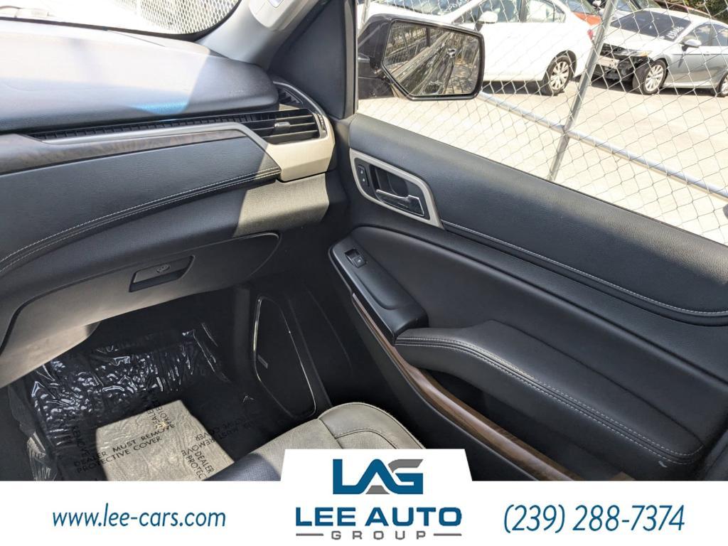 used 2019 GMC Yukon XL car, priced at $27,000