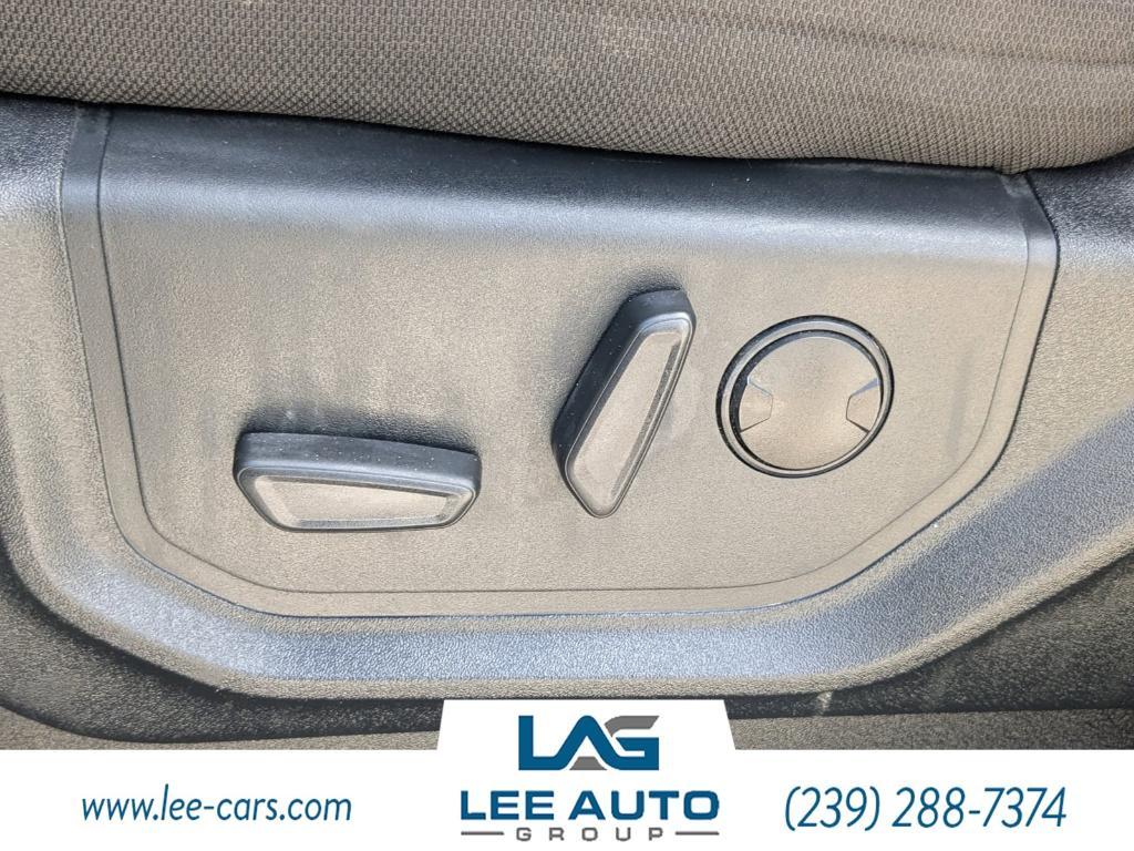 used 2019 Ford F-150 car, priced at $25,000