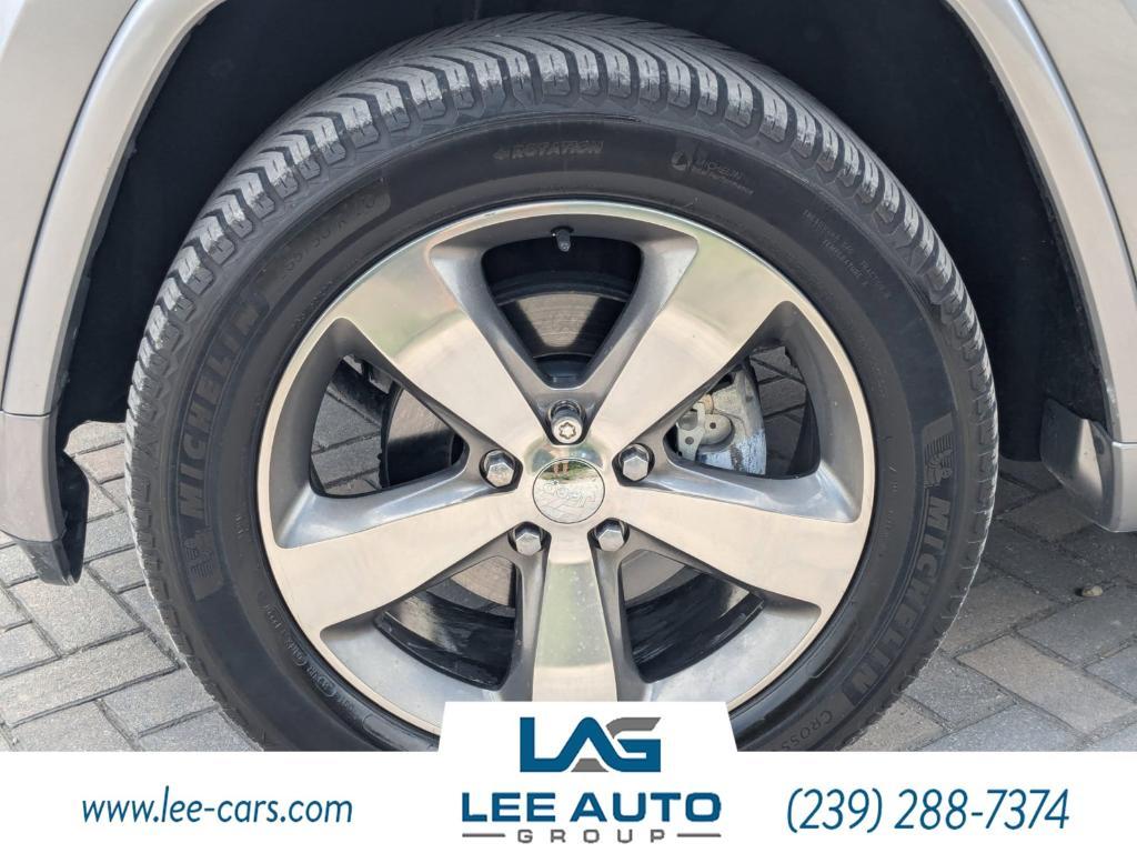 used 2015 Jeep Grand Cherokee car, priced at $14,000