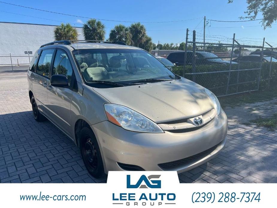 used 2009 Toyota Sienna car, priced at $4,500