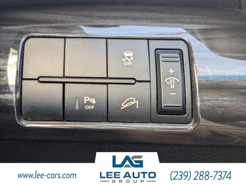 used 2013 Kia Sorento car, priced at $2,000