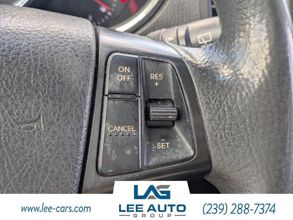 used 2013 Kia Sorento car, priced at $2,000