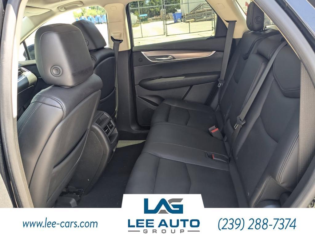 used 2017 Cadillac XT5 car, priced at $17,000